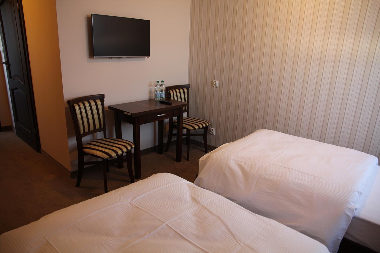 Gosciniec Pod Mlynem Hotel Inowroclaw Ngoại thất bức ảnh