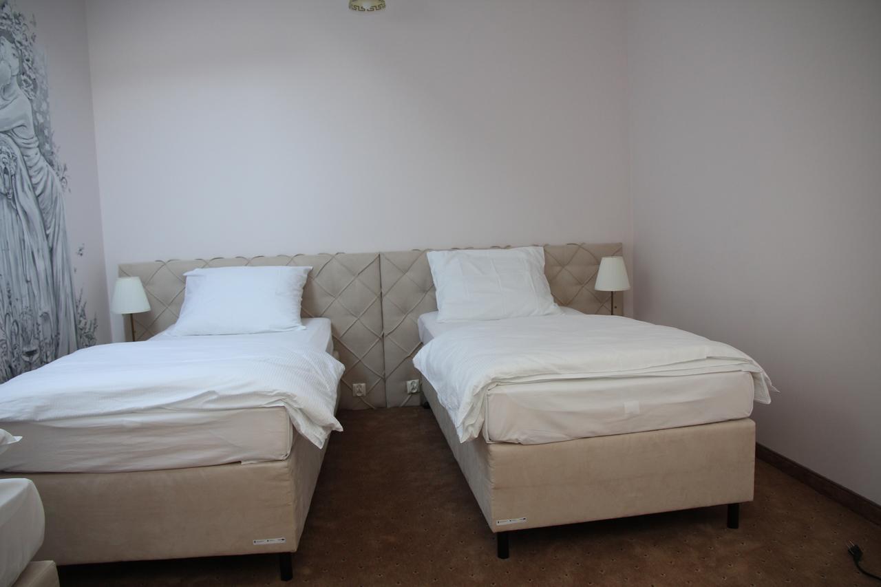 Gosciniec Pod Mlynem Hotel Inowroclaw Ngoại thất bức ảnh