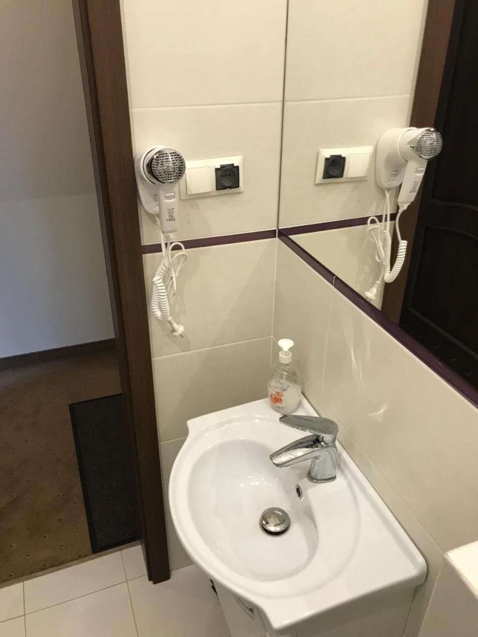 Gosciniec Pod Mlynem Hotel Inowroclaw Ngoại thất bức ảnh