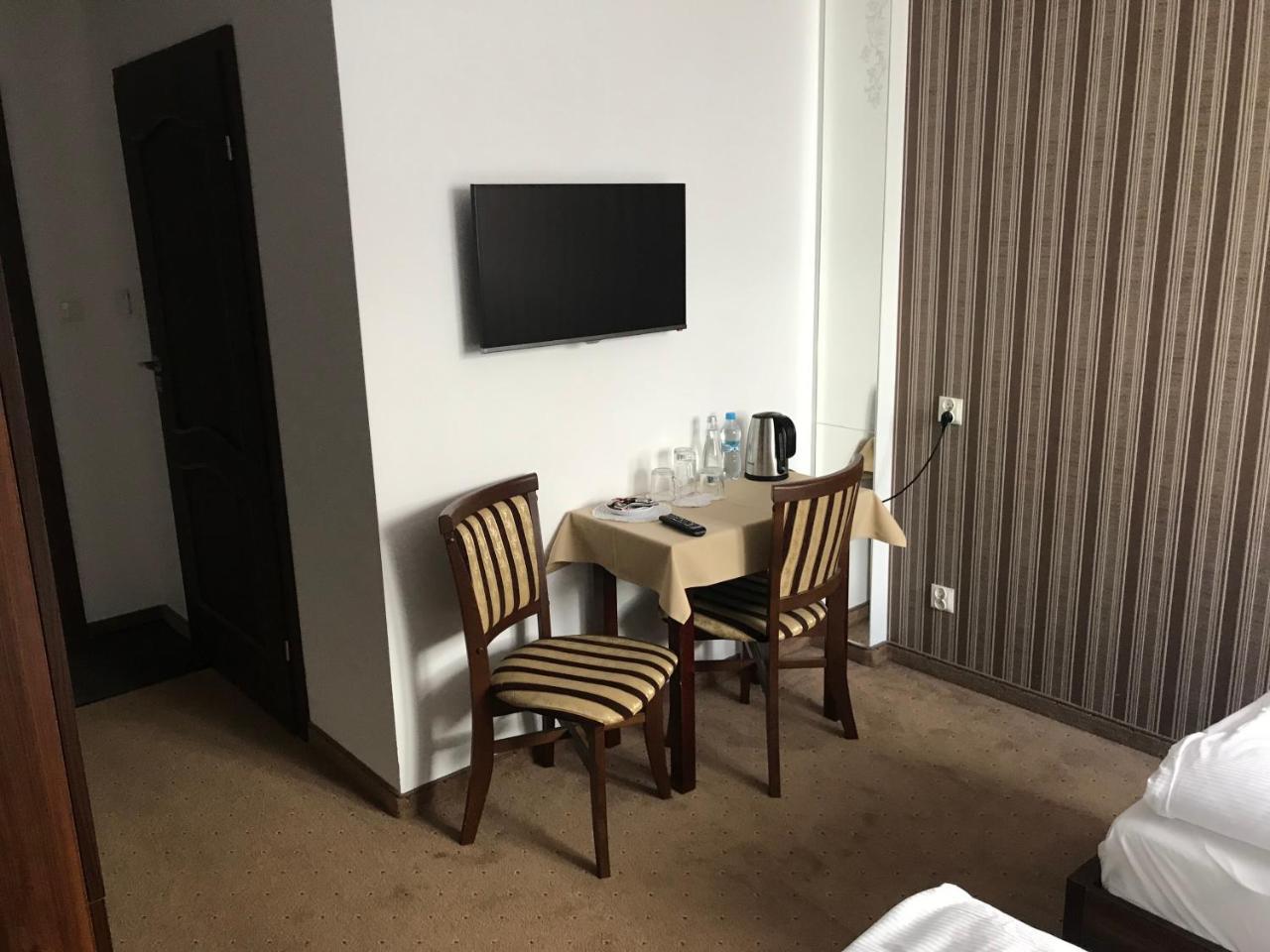 Gosciniec Pod Mlynem Hotel Inowroclaw Ngoại thất bức ảnh